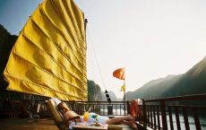 Cruise sundeck