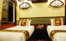 Twin bed cabin