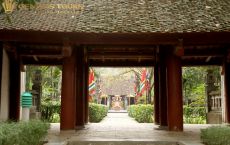 Hoa Lu Temple