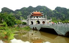 Hoa Lu  ancient citadel