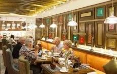 Hotel Restaurant