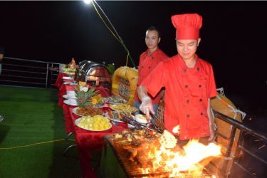 Azela Cruise