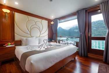 Calypso Premium Cruise