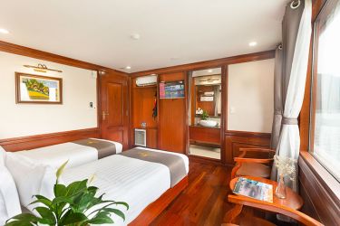 Calypso Premium Cruise