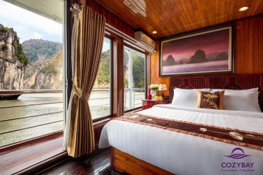 Cozy Bay Cruise