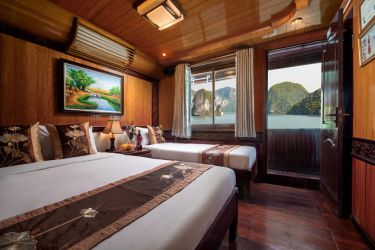 Cozy Bay Cruise