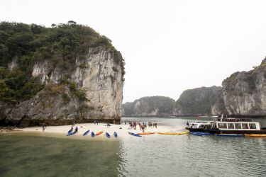 Era Cruise halong bay