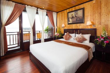 Halong Jasmine Cruise