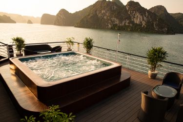 La Casta Cruises