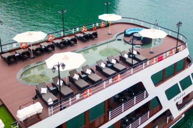 Le Theatre Cruise
