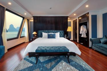 Le Theatre Cruise