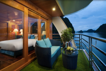 Maya Cruise