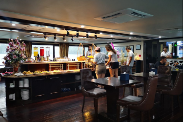 La Pandora Cruise