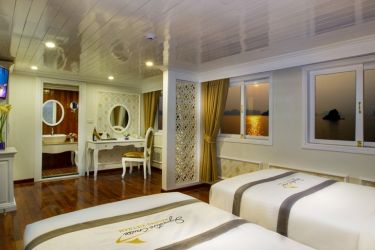 Signature Royal Cruise