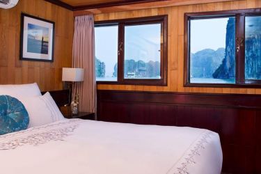 Aphrodite Cruise