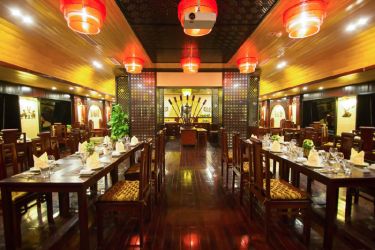 Dragon Legend Cruise