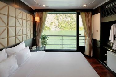 Mila Luxury Cruise