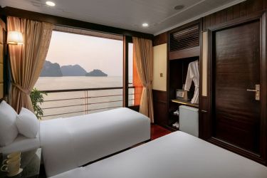 Mila Luxury Cruise