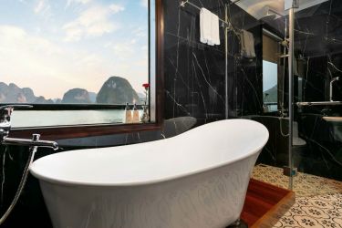 Mila Luxury Cruise