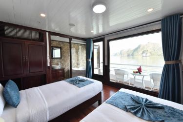 Sapphire Cruise Halong