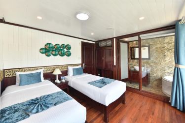 Sapphire Cruise Halong