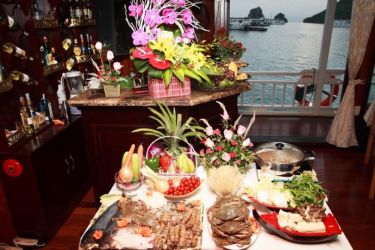Halong Viola Cruise