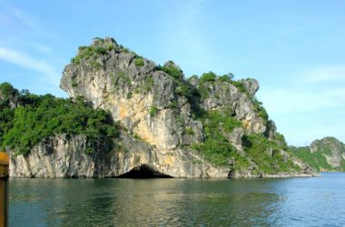 Tien Ong Cave