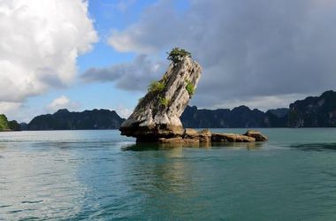 Coc Ngoi (Toad islet - Frog islet)