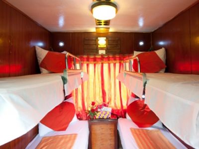 Oriental train
