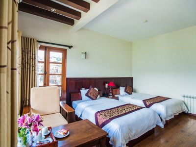 Twin bedrom balcony