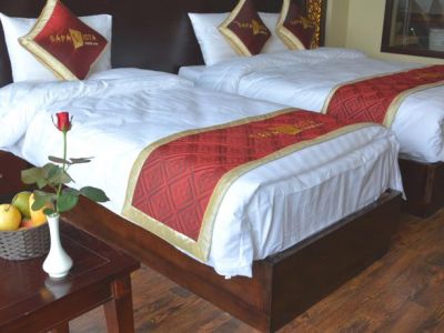 Twin bed balcony