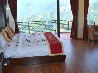 Double balcony