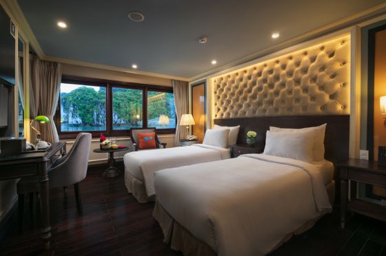 ELEGANT SUITE WITH BALCONY - 2nd floor