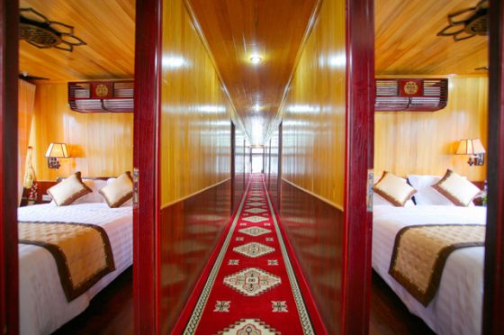 Deluxe twin bed