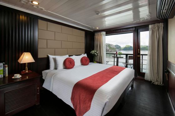 Private balcony-2nd floor