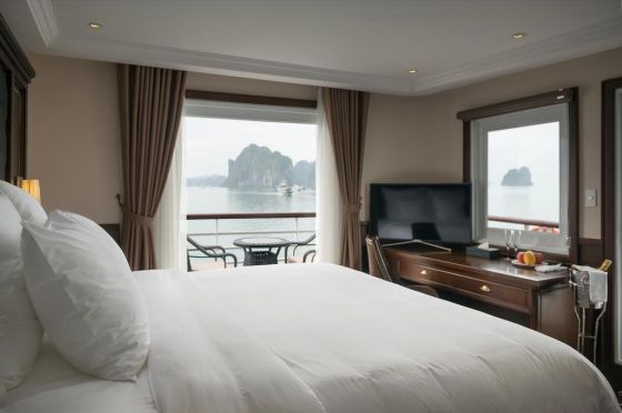 EXECUTIVE BALCONY CABIN - 2nd floor