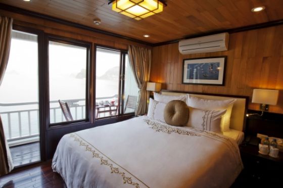 Luxury Private Balcony - 2nd floor