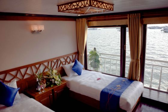 Deluxe twin bed