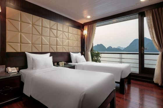 Balcony cabins 1st floor
