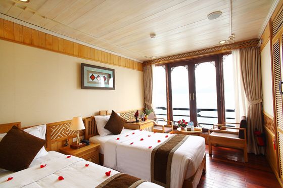 Twin bed Ocean View