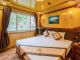 Double/twin bed at 1st floor