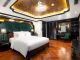 GRAND ROYAL SUITE