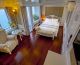 Cruise cabin